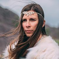 Solenne rondeau comedienne compagnie nemeton fabula broceliande spectacle paimpont foret